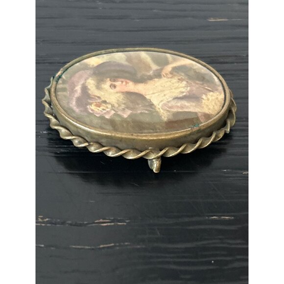 Antique Brooch Portrait of a Pompadour Lady Wearing a Hat Oval Frame Patina - Picture 4 of 10